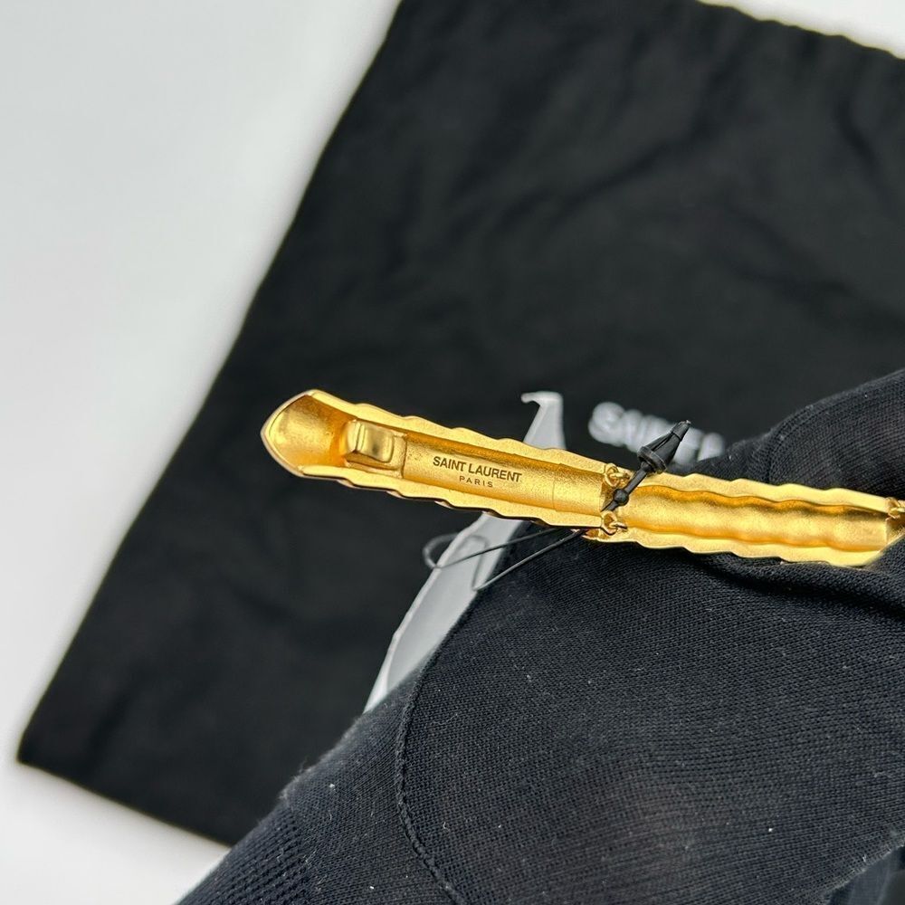 Women’s St. Laurent, gold toned necklace with alternating long and short links - Picture 5 of 9